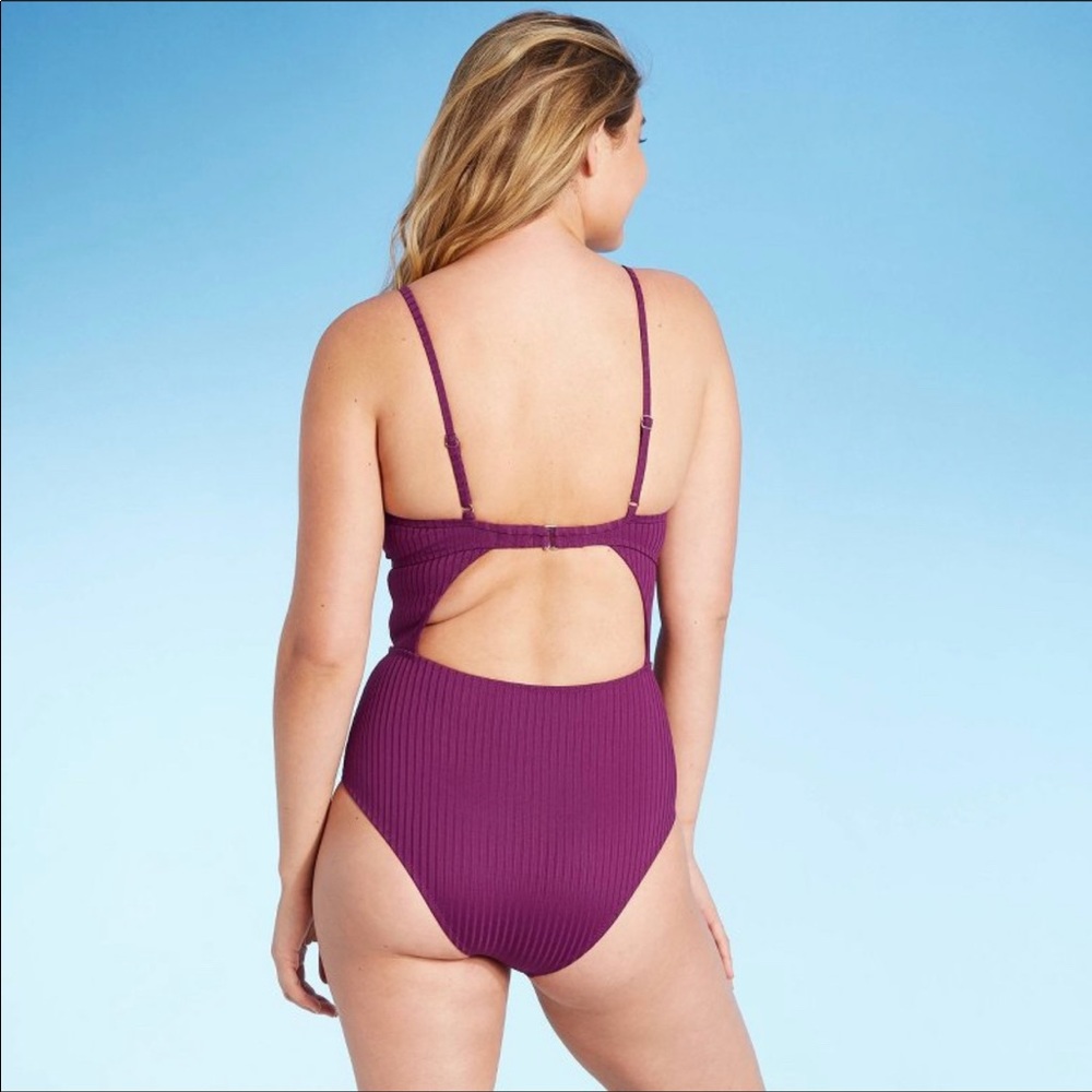 NWT Shade & Shore Cut Out One Piece Swimsuit 34DD - Picture 6 of 6